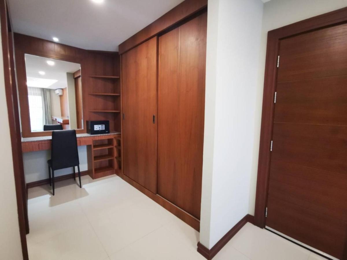 Private 111 Square Meters 2 Bedrooms Chiangmai *