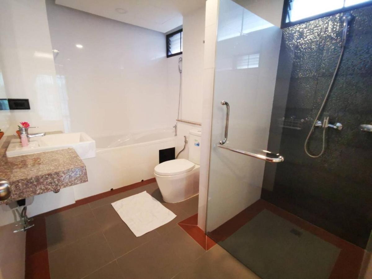 Private 111 Square Meters 2 Bedrooms Chiangmai *